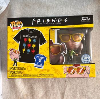 Coffret Funko pop et t-shirt friends