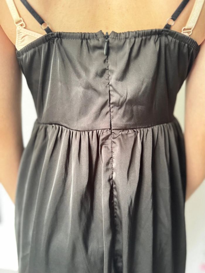 Robe courte - photo numéro 3