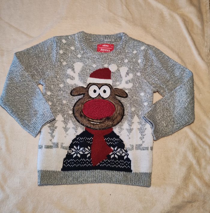 Pull clignotant noël