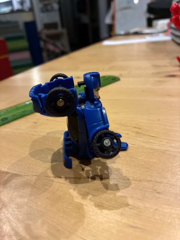 Hasbro 2011 Tomy Mini Bot Shots Mirage Transformer - photo numéro 2