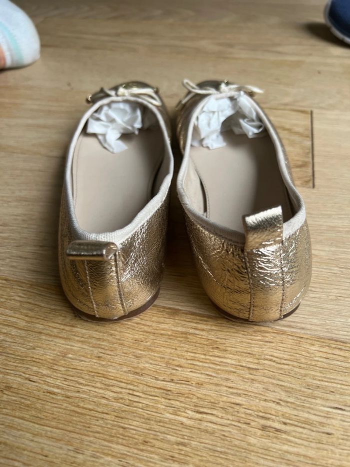Ballerine Zara dorée bon état taille 35 - photo numéro 5