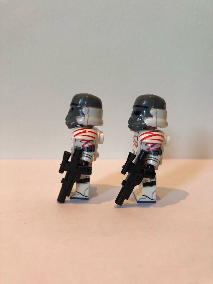 Figurine type lego 2 Storm-troopers. Star Wars - photo numéro 2