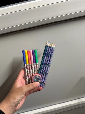 Lot article scolaire stitch neuf