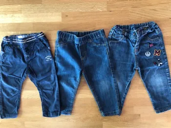 Lot 3 pantalons bébé mois