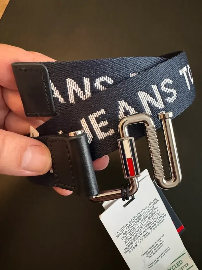 Ceinture Tommy Jeans bleu marine taille 80 cm
