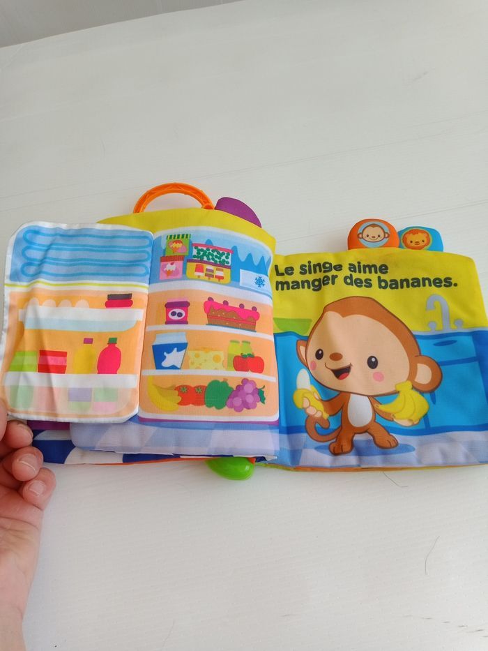 Baby livre à surprises VTech pour éveiller les sens de bébé - photo numéro 5