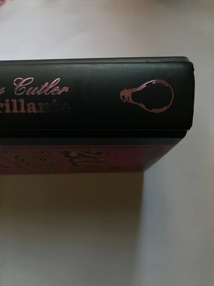 Livre « 211 idées pour devenir une fille brillante » de Bunty Cutler - photo numéro 2