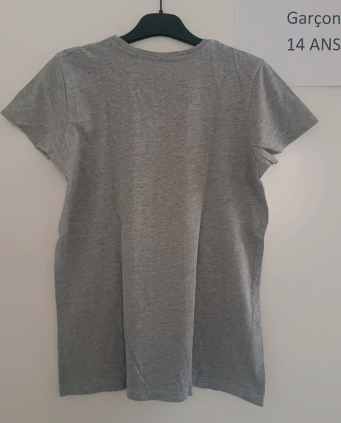 T-shirt mc Primark 13/14 ans - photo numéro 2