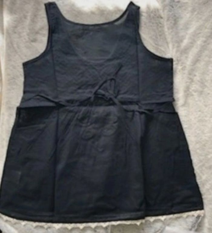 Top sans manches avec plastron dentelle - photo numéro 3