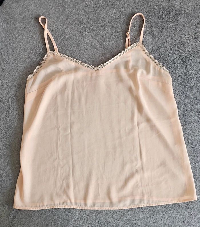 Magnifique débardeur rose pâle