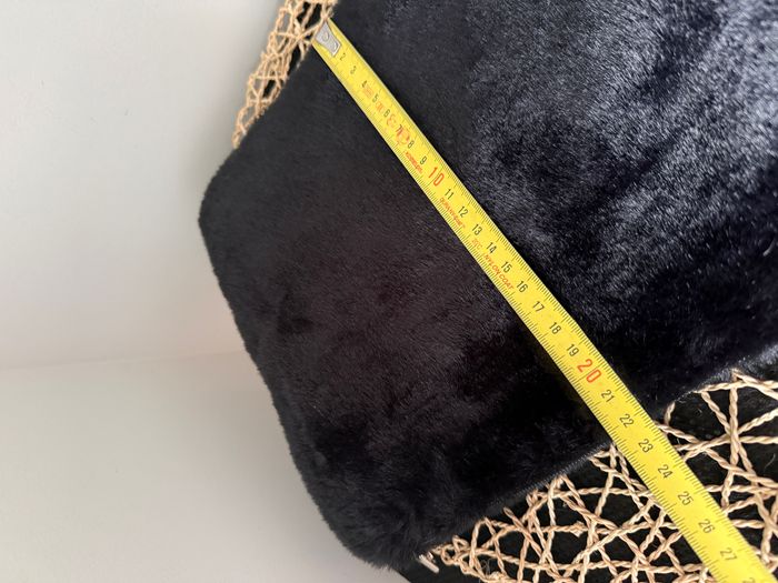 Sac , sacoche portefeuille en peluche noire - photo numéro 4