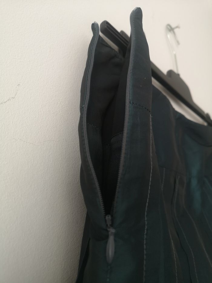 Jupe satinée évasée - photo numéro 6