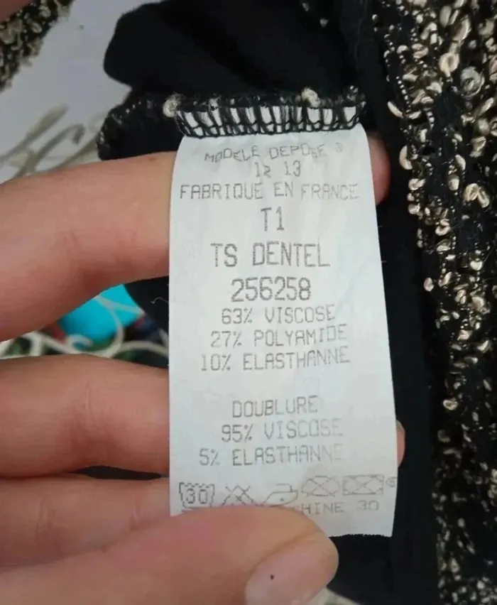 Pull épais avec doublure doré et noir S 36 Vintage - photo numéro 6