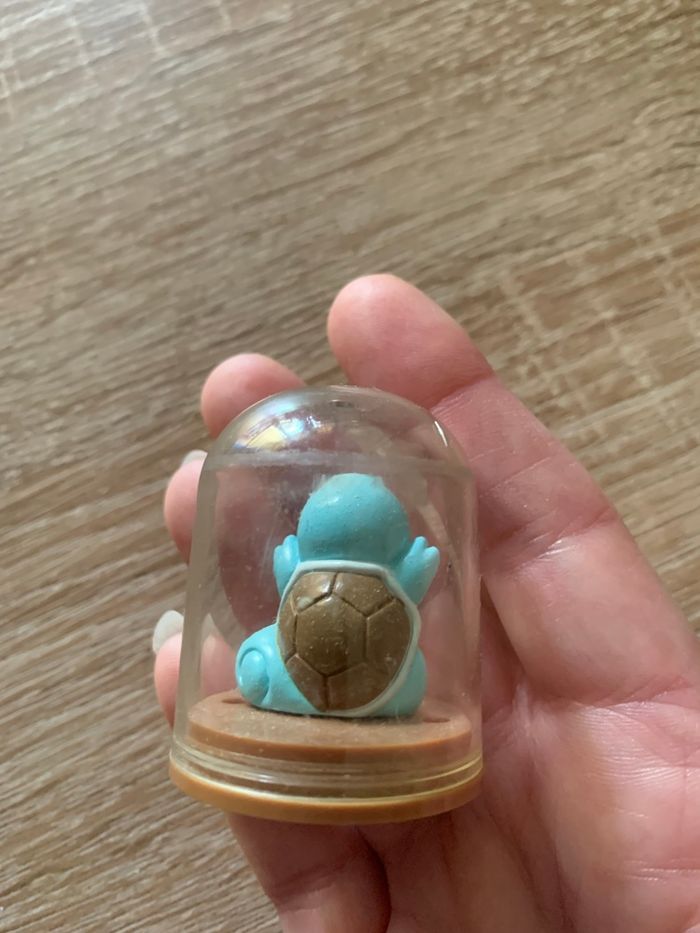 Figurine sous cloche Pokémon Carapuce de 2000 - photo numéro 4