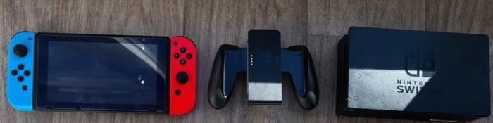 Nintendo switch neon 2023 - photo numéro 3