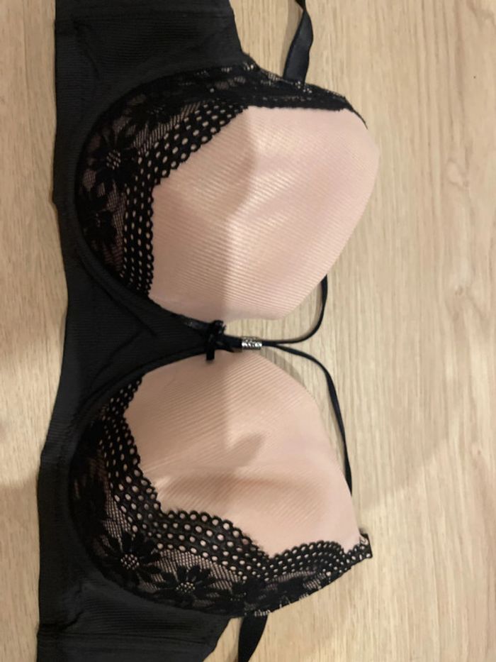 Soutien-gorge de la marque Shein, en taille 95 D - photo numéro 2