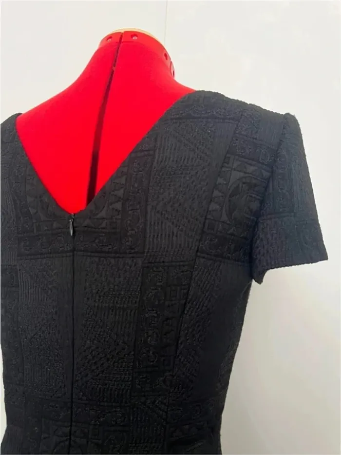 Robe patineuse noire imprimé gaufré Esprit - photo numéro 9