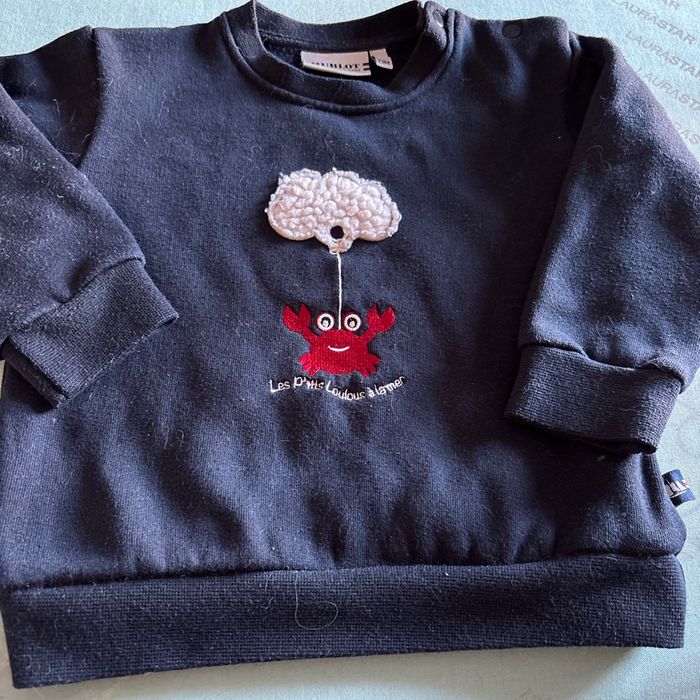 Vends sweat hublot 23 mois très bon état