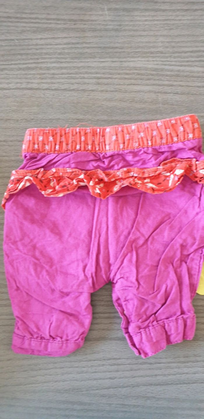 4 pantalons 0/1 mois - photo numéro 6