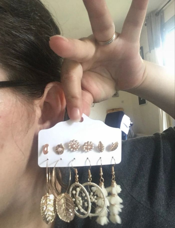 Lot de 6 boucles d’oreilles NEUVES pour femme couleurs doré et blanc - photo numéro 5