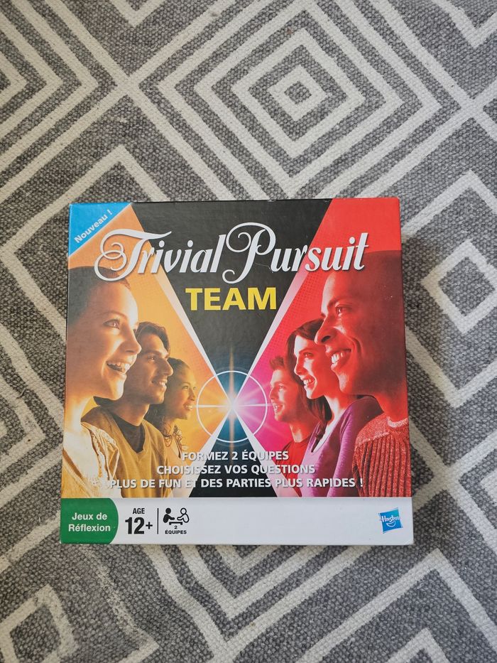 Trivial Poursuit Team