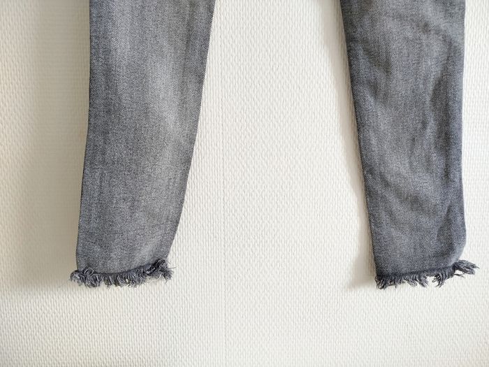 Jean Levi's taille 34 - photo numéro 10