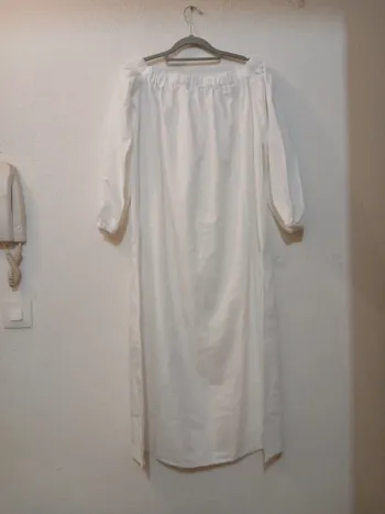 Tunique blanche épaules dénudée " shein" taille xs