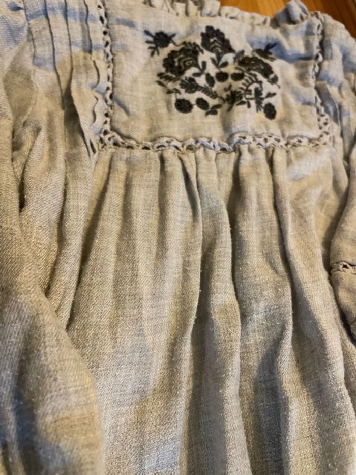 Robe grise - photo numéro 2