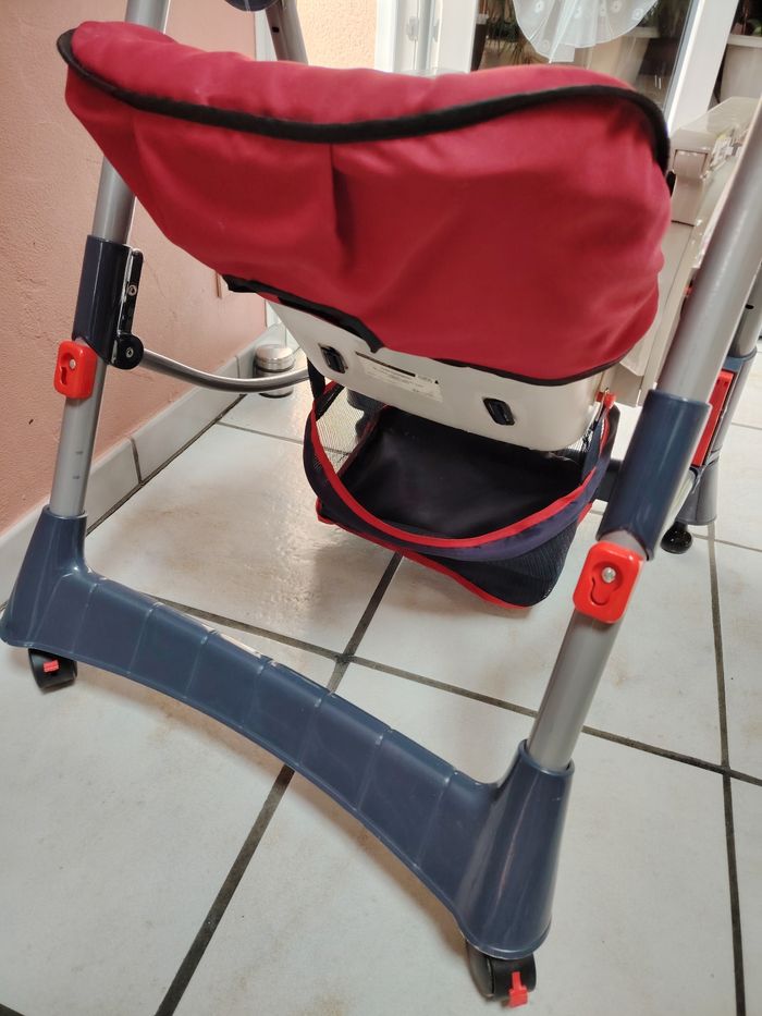 Chaise haute pour bébé Monsieur Bébé - photo numéro 3