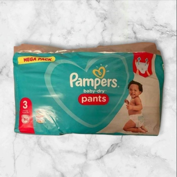 Couche pampers taille 3
