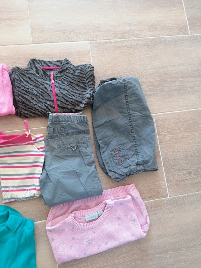 Lot fille 4 et 5 ans - photo numéro 4