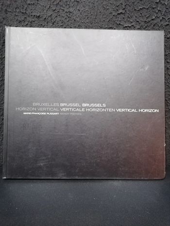 Bruxelles. Horizon vertical