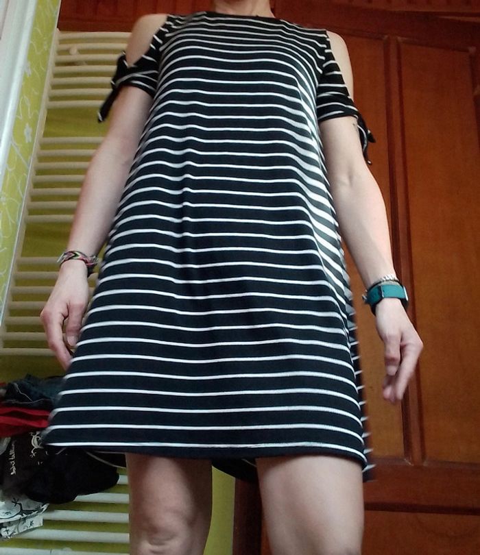 Robe femme bleu marine rayés - photo numéro 4