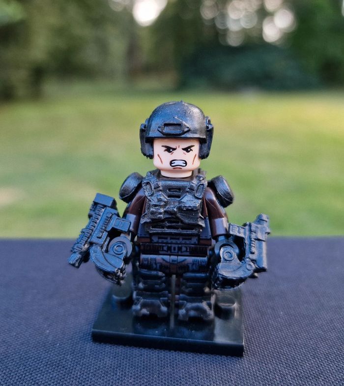 Minifigure Film Edge of tomorrow  William Cage / Tom Cruise - photo numéro 3