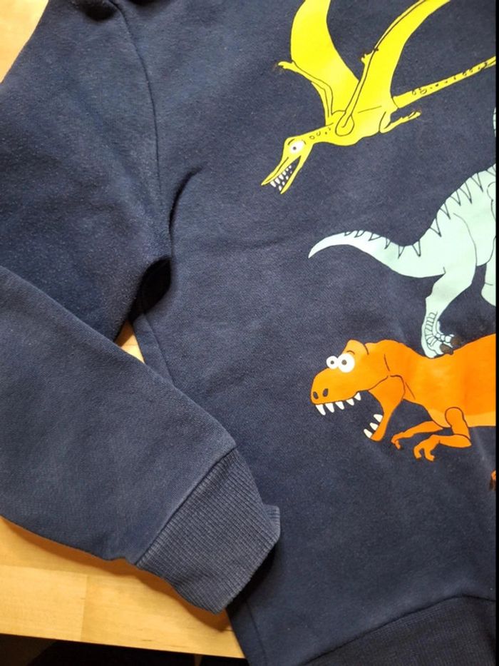 Pull pour garçon taille 8ans bon état - photo numéro 3