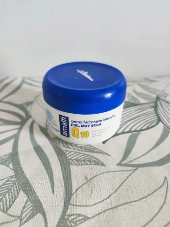 Amalfi creme hydratante intensive q10 200ml à utiliser 12 mois après ouverture