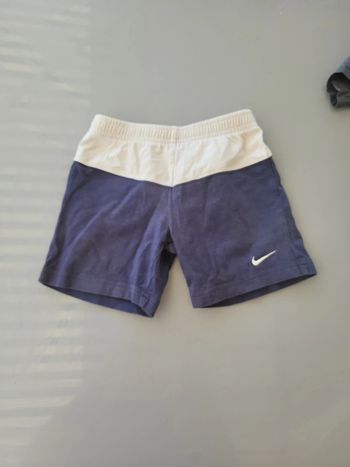 Short nike 9/12 mois