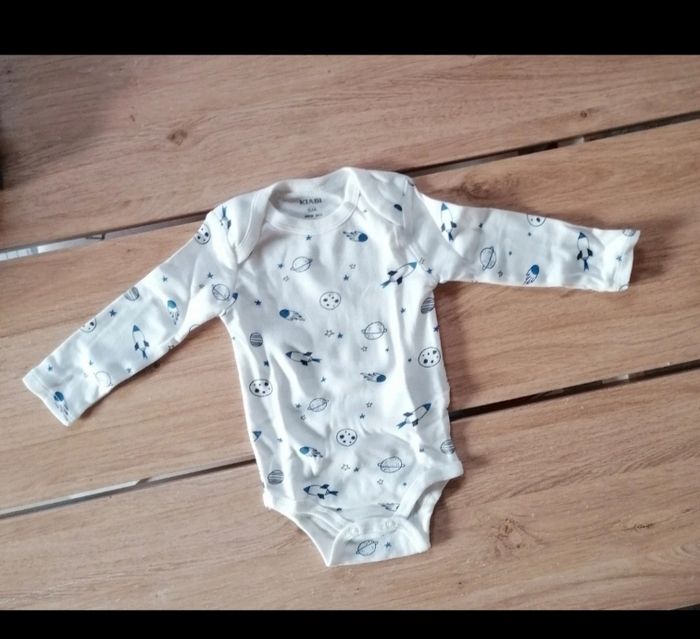 Lot bodies manches longues 6 mois - photo numéro 6