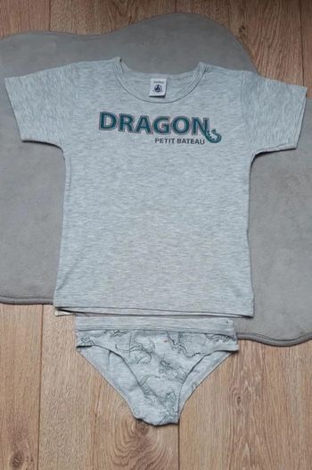 Ensemble "petit bateau" 3 ans en très bon état