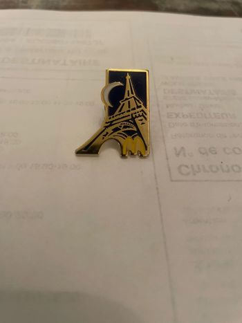 Pin’s Mac Donald’s Paris