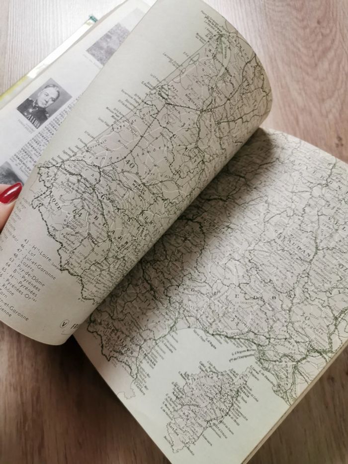 Petit Larousse 1961 - photo numéro 2