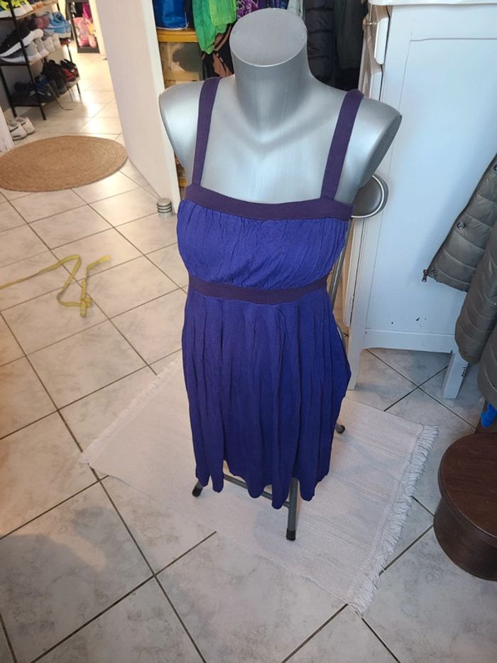 Jolie robe violette 38