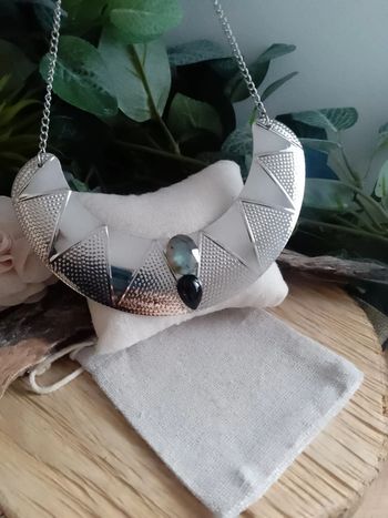 Collier argenté pierres de labradorite et agate noir