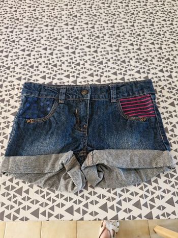 Short taille 8 ans