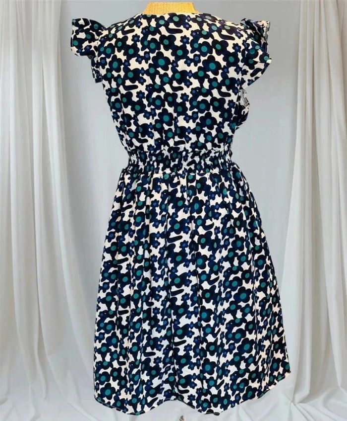 Jolie robe femme midi T38/40 - photo numéro 3