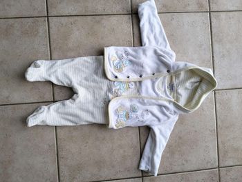 Ensemble de naissance 0-3 mois