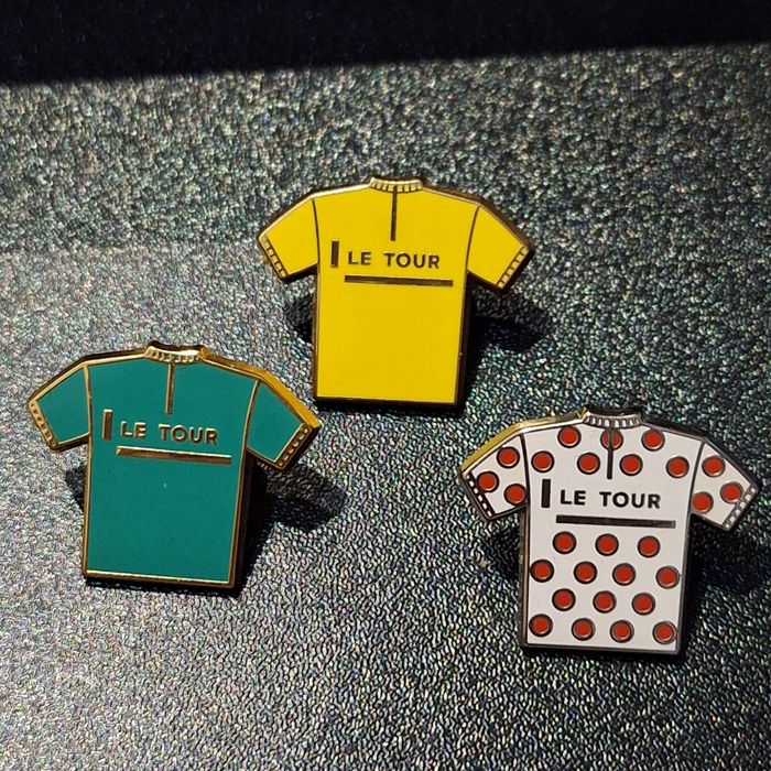 Le Tour de France pins Arthus Bertrand maillot jaune,vert..