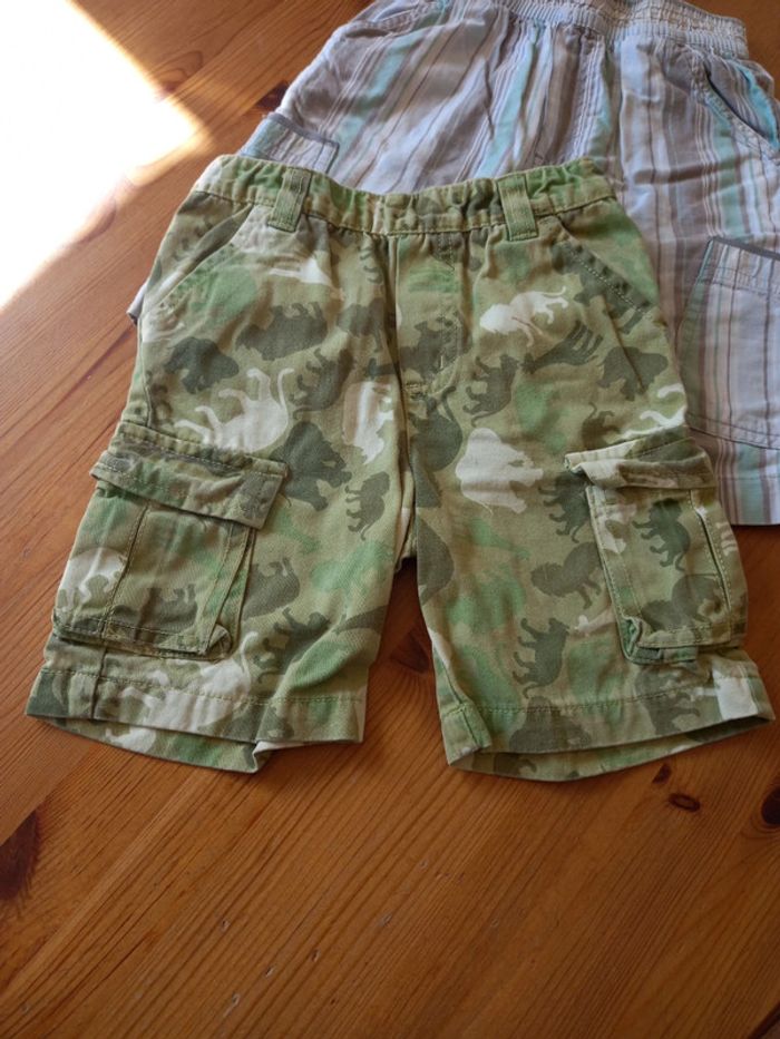 Short (lot)3ans - photo numéro 7