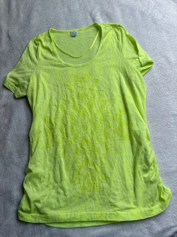 T-shirt fluo - photo numéro 3