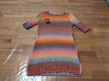 Robe fille tricotée main environ 5-6 ans